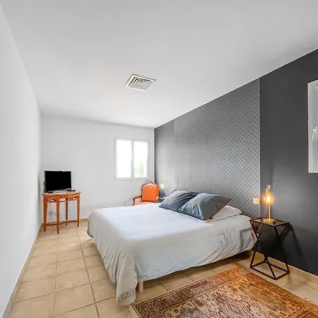 Holiday home Des Trois Iles *